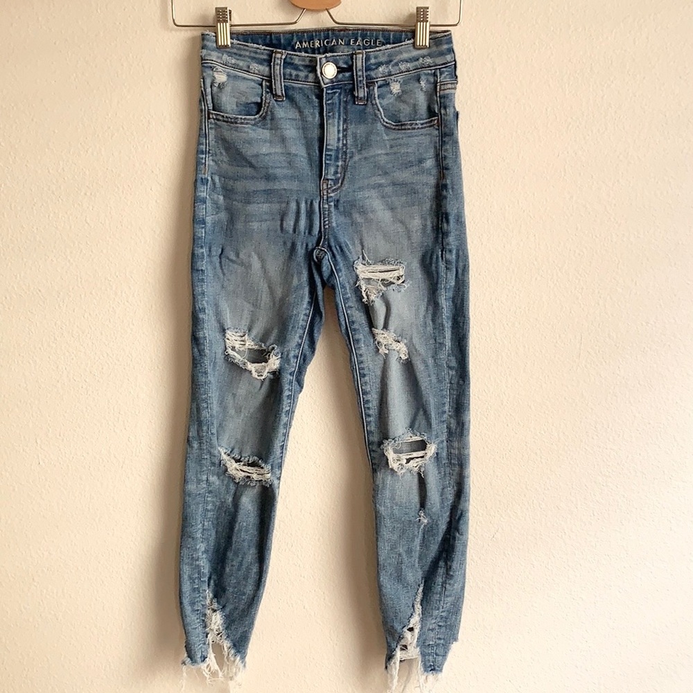 American Eagle Super High Rise Cropped Jeans